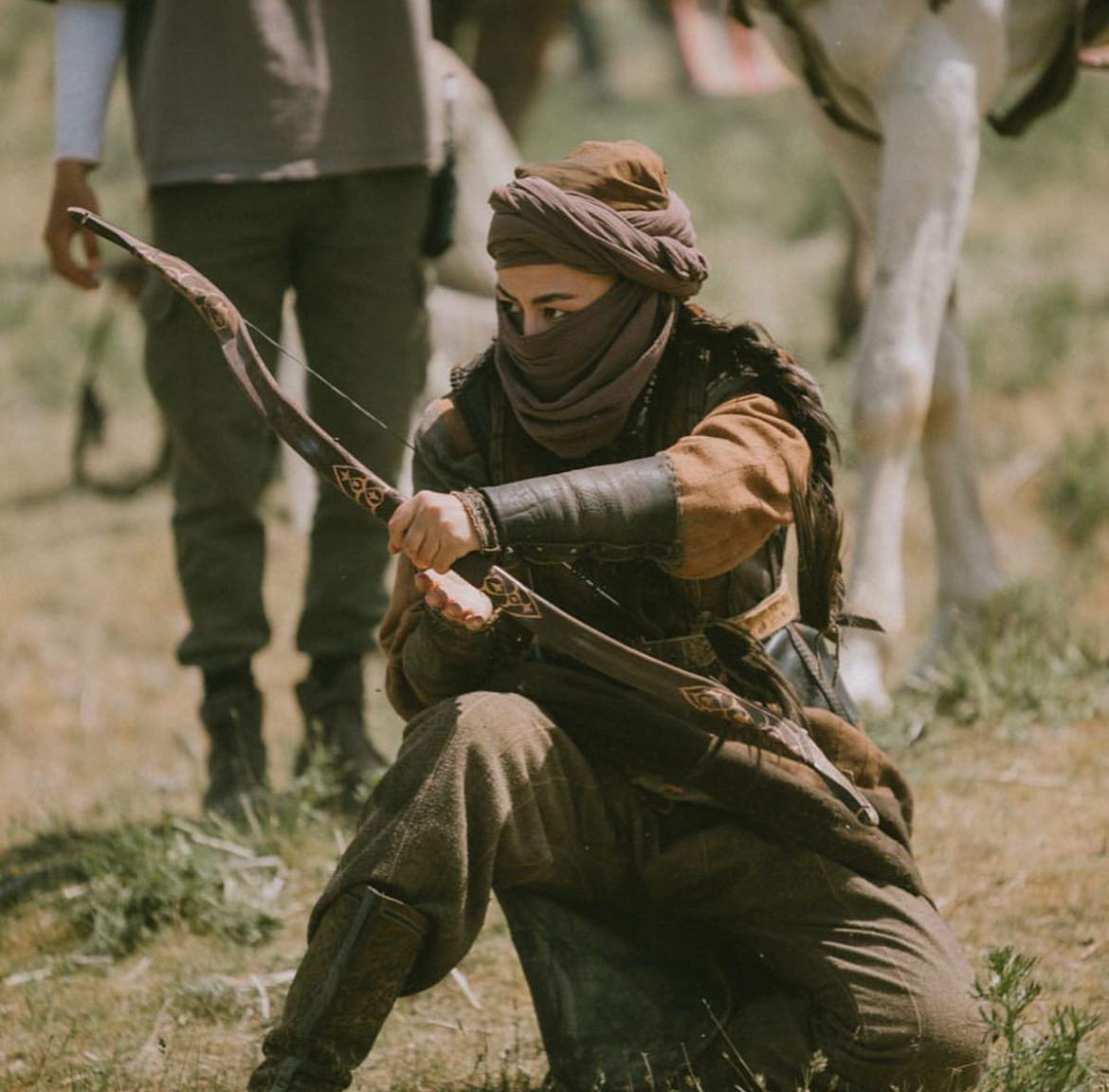 Yigit uxlayotgan do‘stini eshak bilan sikmoqda (onlayn tomosha)